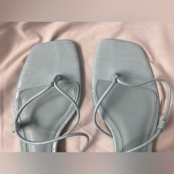 🌻 Baby Blue MANGO Slip-on Sandals - Picture 3 of 7